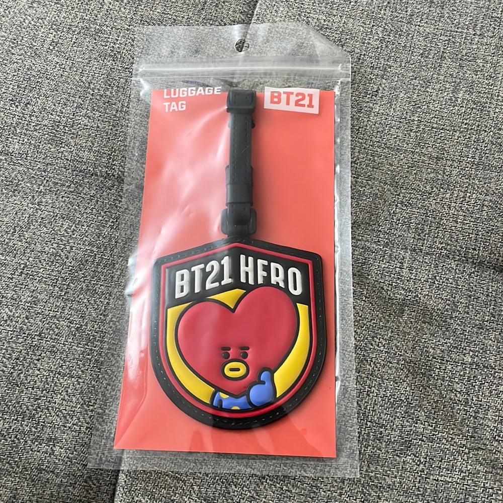 LINE FRIENDS BT21 Luggage Tag (Tata)